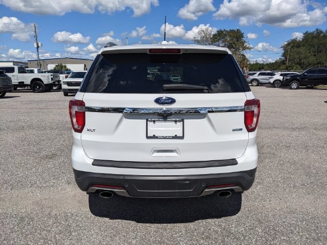 Used 2019 Ford Explorer XLT w/ Equipment Group 202A AWD/4WD image 5