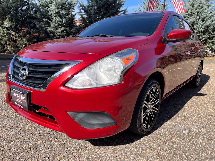 Used 2015 Nissan Versa SV FWD image 30