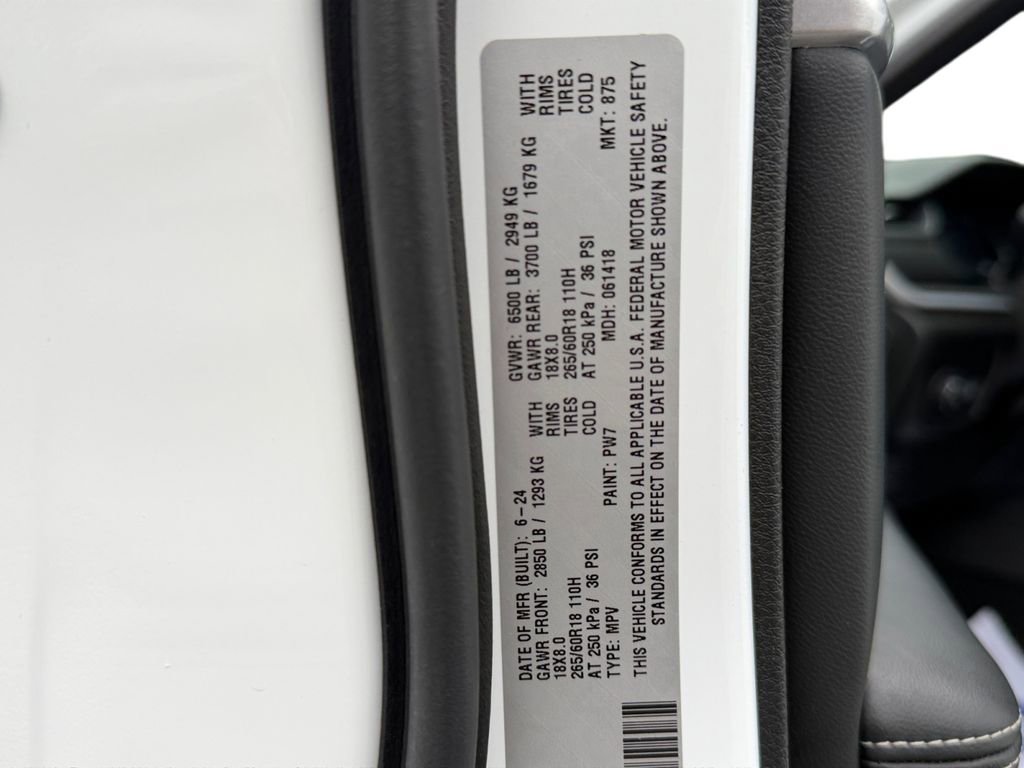 Used 2024 Jeep Grand Cherokee L Limited w/ Luxury Tech Group II image 26