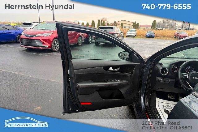 Used 2024 Kia Forte GT w/ GT2 Package image 13