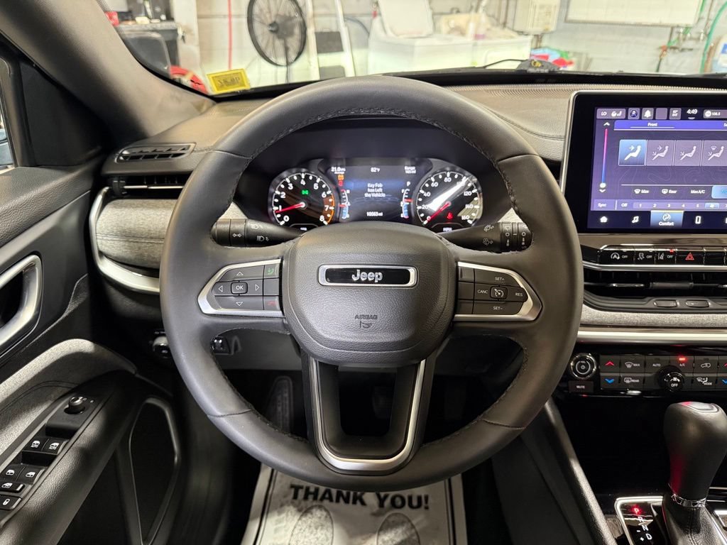 Certified 2023 Jeep Compass Latitude w/ Convenience Group AWD/4WD image 8
