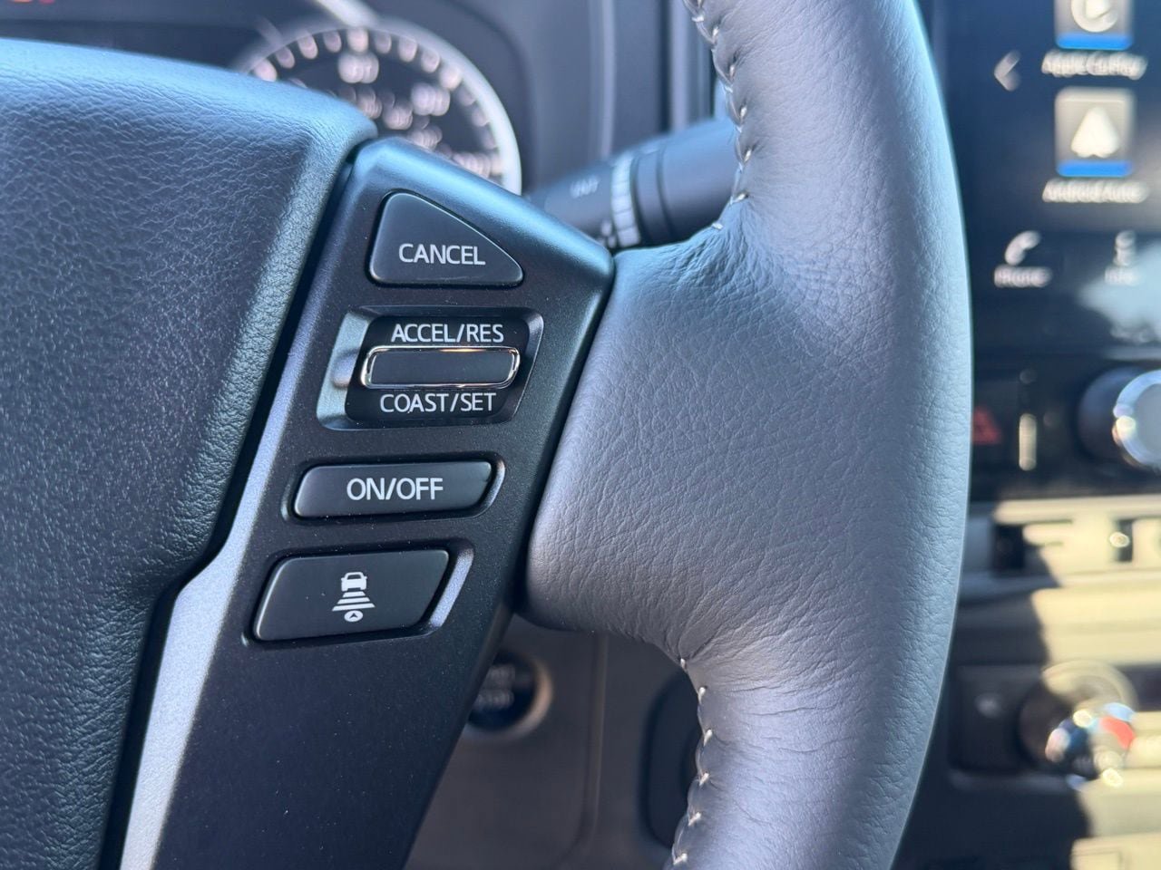 New 2026 Nissan Frontier SV image 18