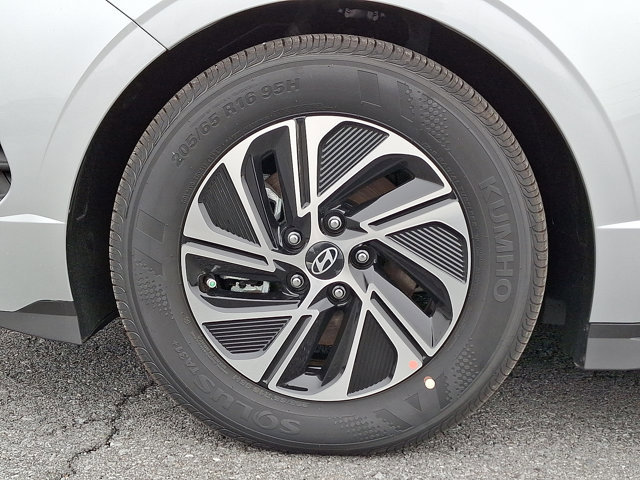 New 2026 Hyundai Sonata Blue FWD image 7
