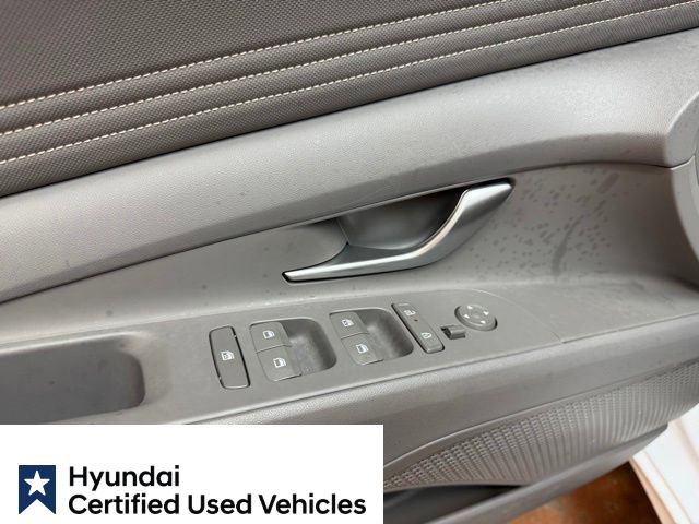 Used 2025 Hyundai Elantra SEL FWD image 20