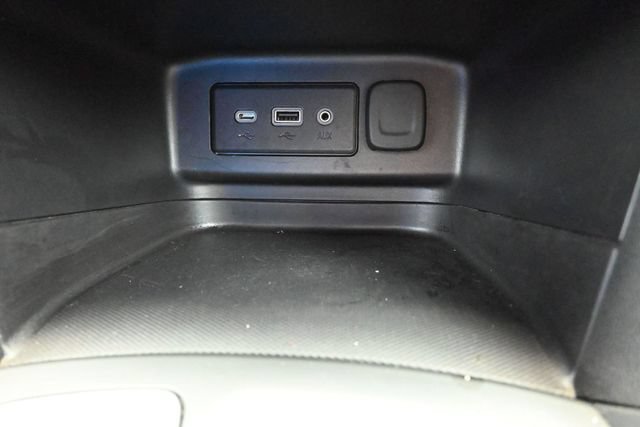 Used 2022 Chevrolet Equinox LS w/ Driver Confidence II Package FWD image 37