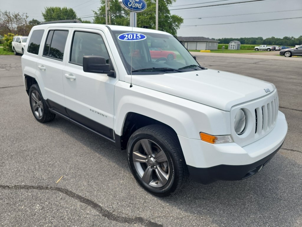 Used 2015 Jeep Patriot High Altitude AWD/4WD image 4