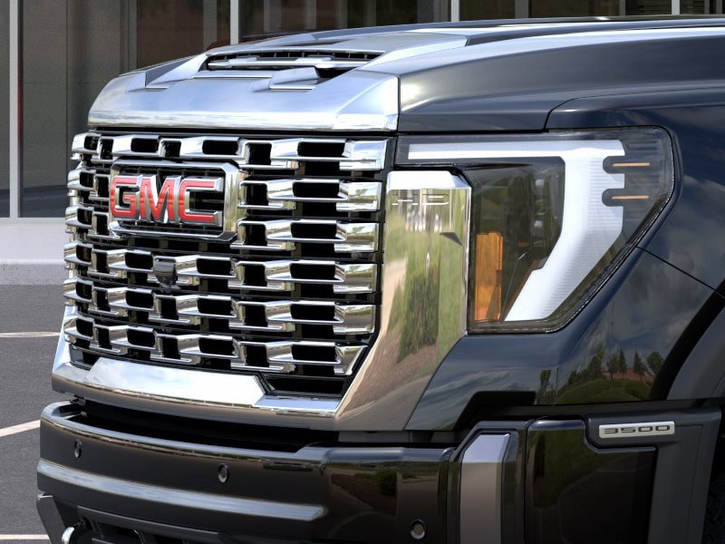 New 2026 GMC Sierra 3500 Denali w/ Denali Reserve Package AWD/4WD image 13