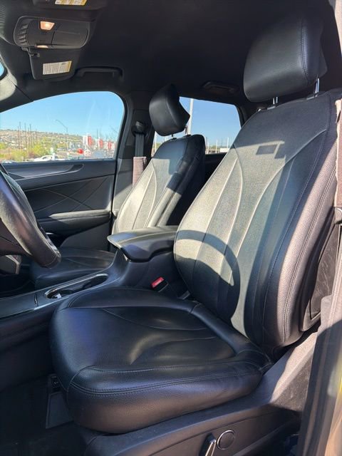 Used 2015 Lincoln MKC FWD image 17