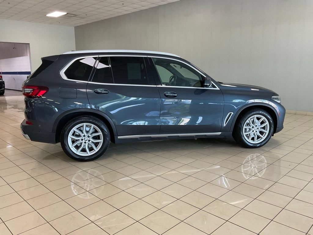 Used 2022 BMW X5 xDrive40i w/ Luxury Seating Package AWD/4WD image 6