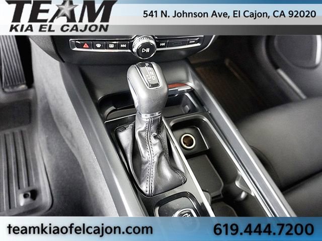 Used 2020 Volvo V60 T5 Cross Country image 31