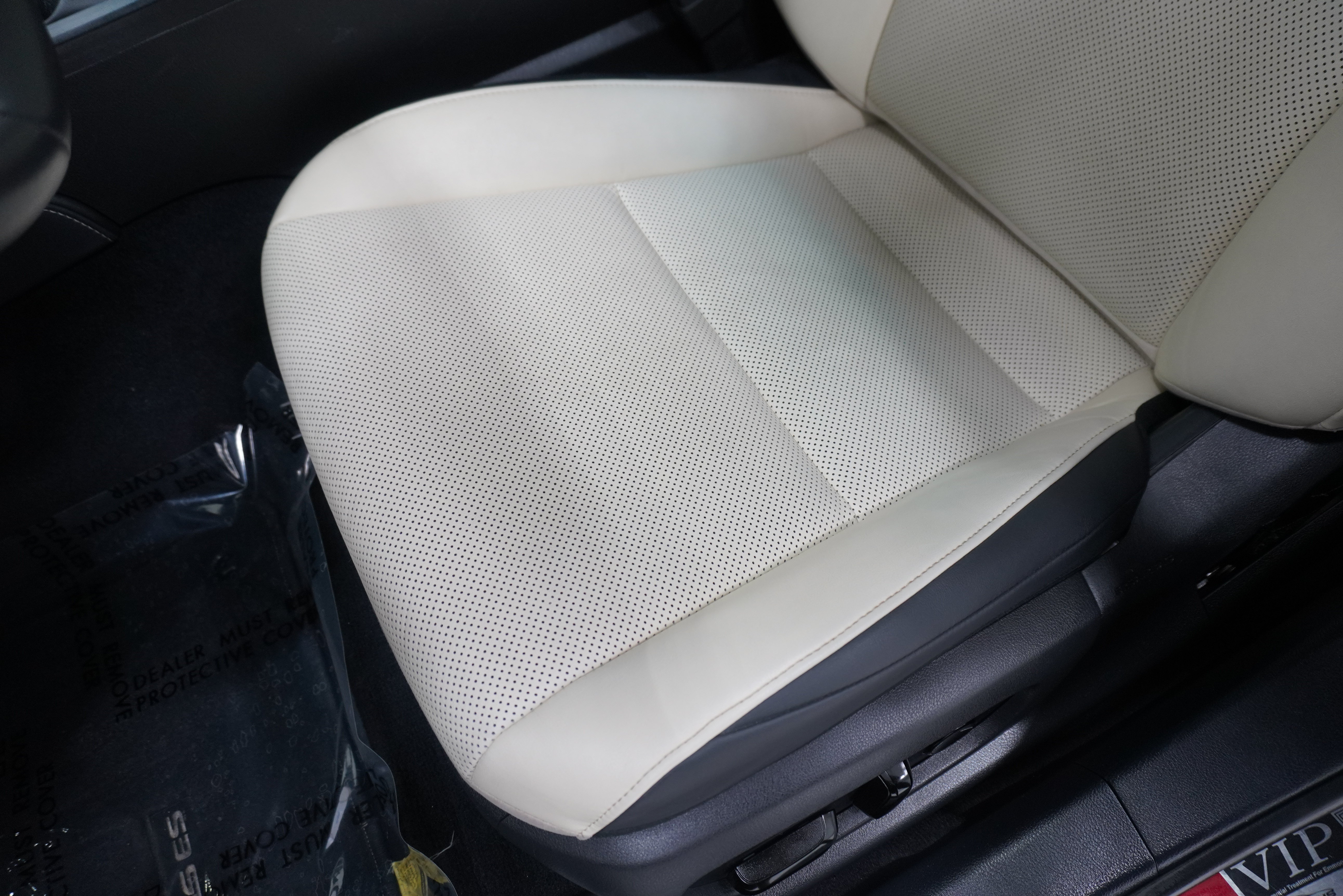 Used 2022 Lexus ES 350 w/ Premium Package FWD image 12