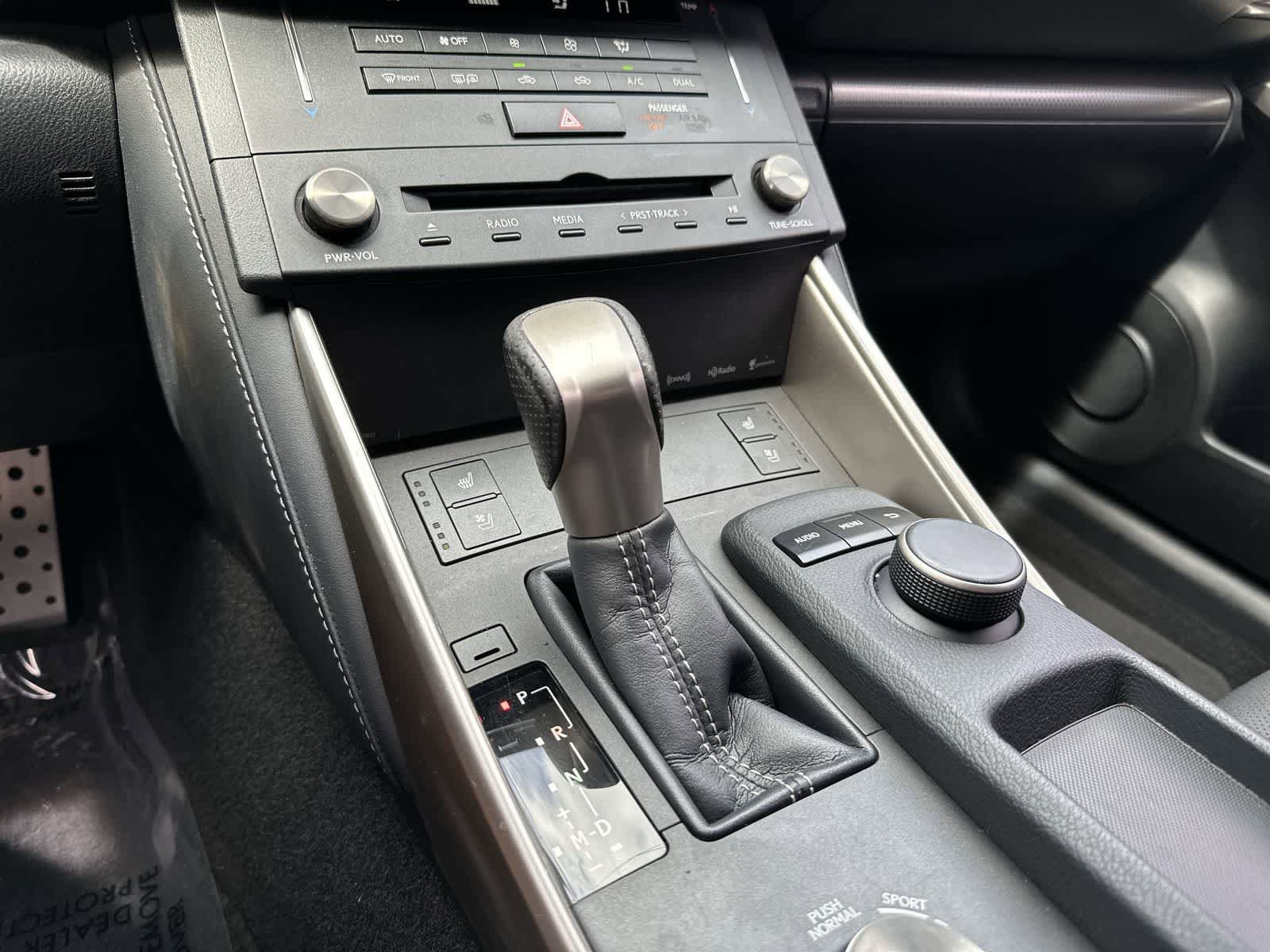 Used 2016 Lexus IS 200t w/ F Sport Package RWD image 23