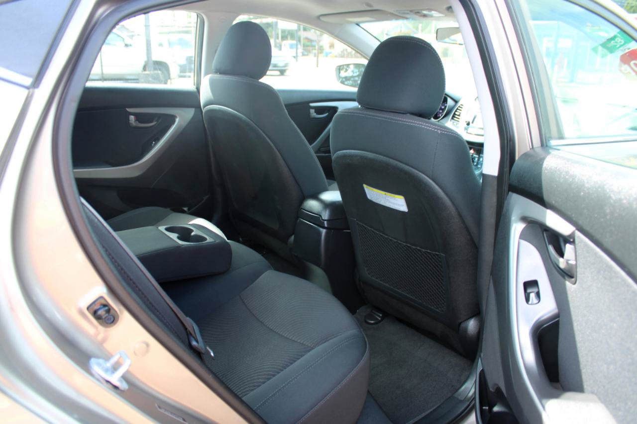 Used 2016 Hyundai Elantra Value Edition FWD image 15