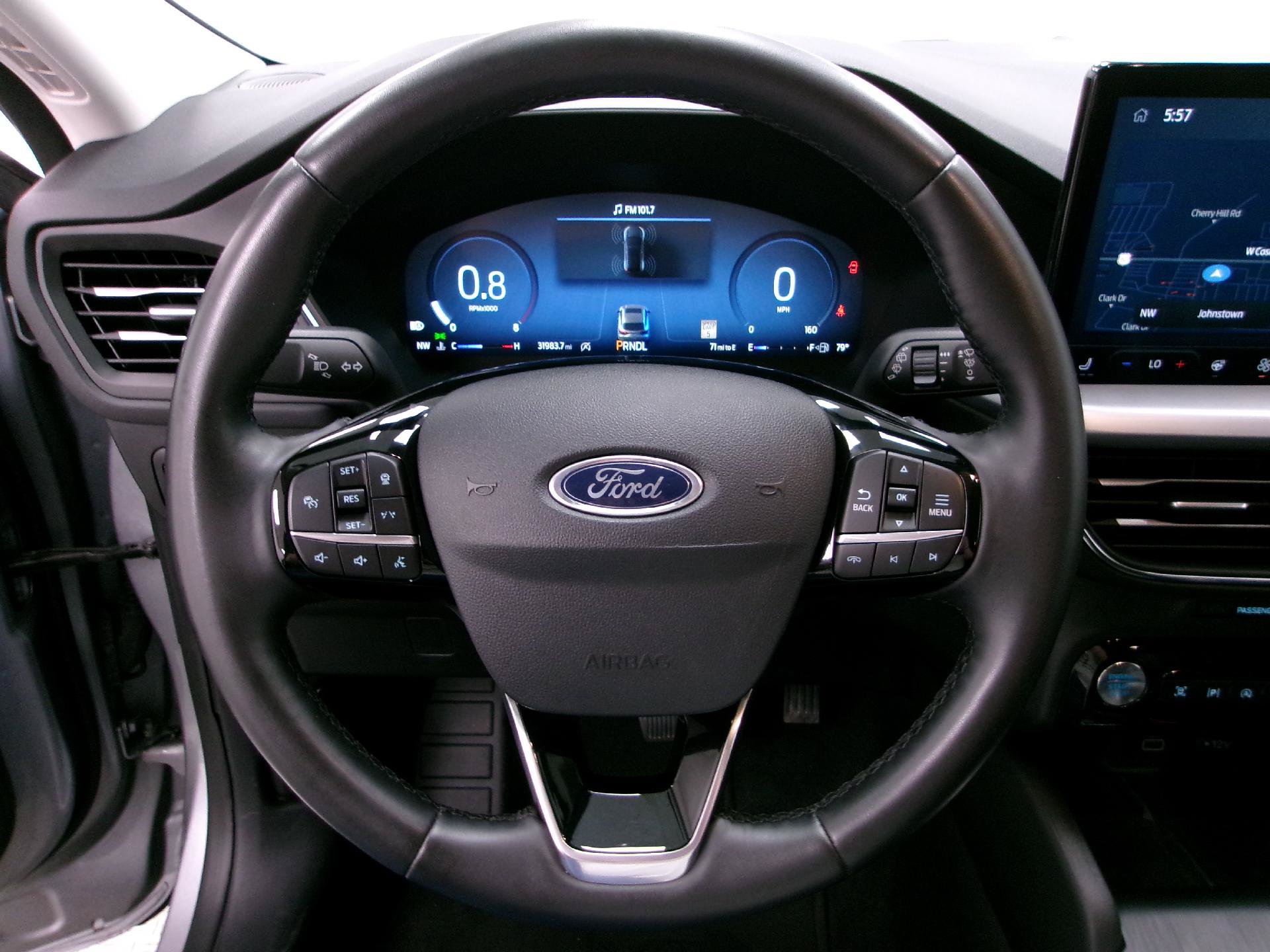 Used 2024 Ford Escape Platinum AWD/4WD image 7