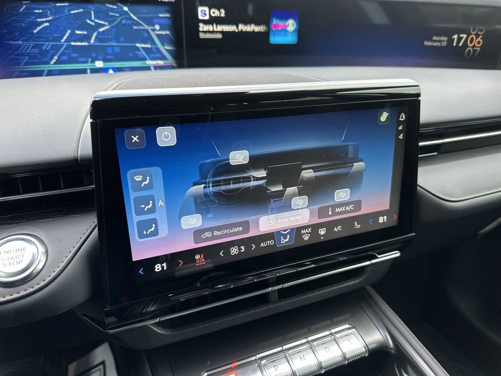 New 2026 Lincoln Nautilus Reserve w/ Jet Appearance Package image 19