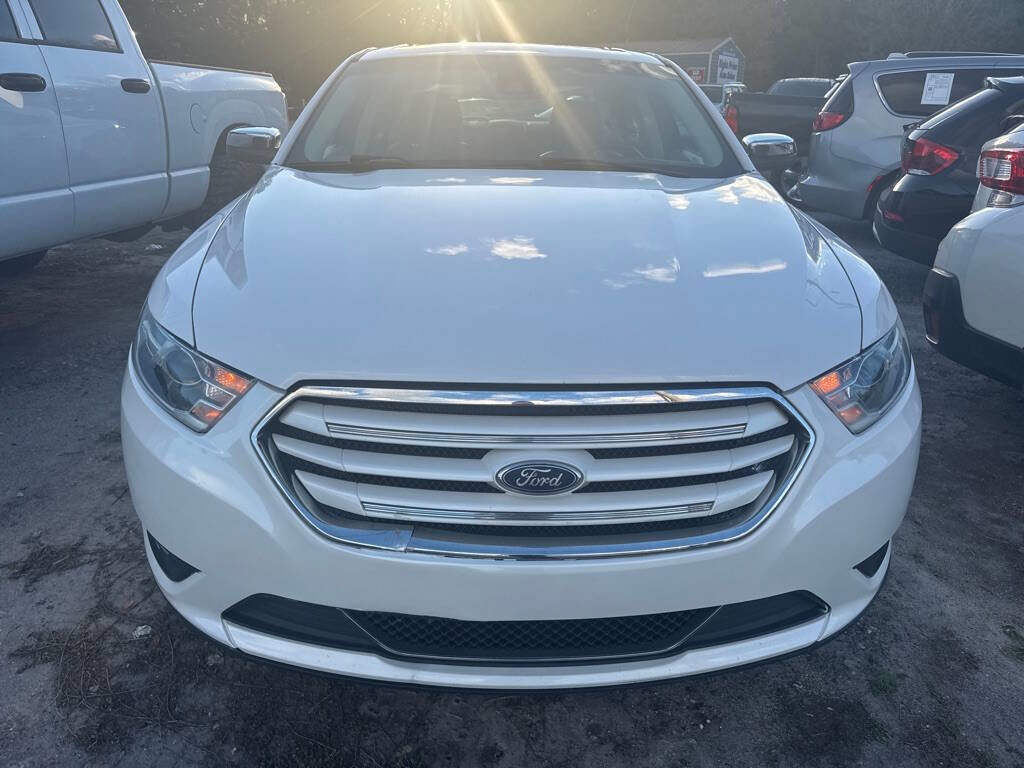 Used 2019 Ford Taurus Limited FWD image 2