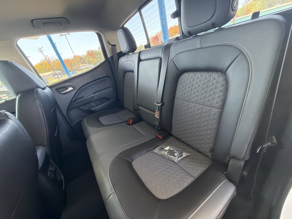 Used 2018 Chevrolet Colorado Z71 w/ LPO, Premium Interior Package AWD/4WD image 24