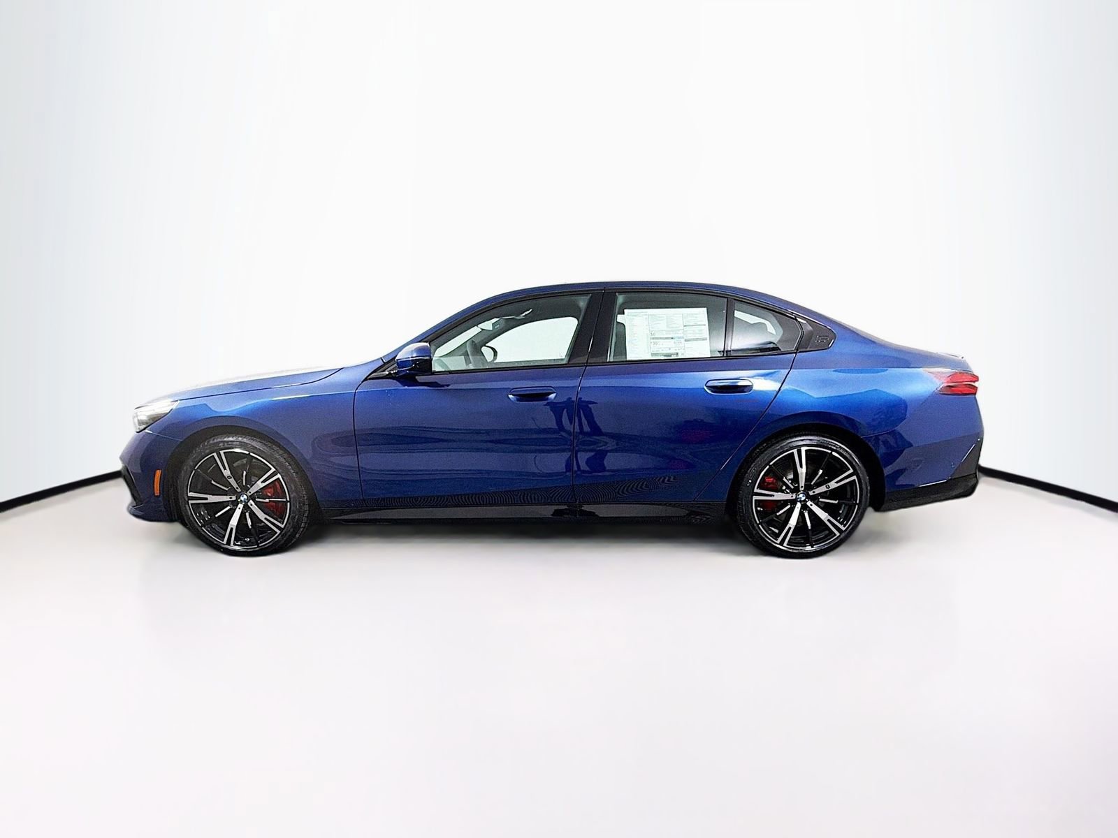 New 2027 BMW 530i xDrive AWD/4WD image 4