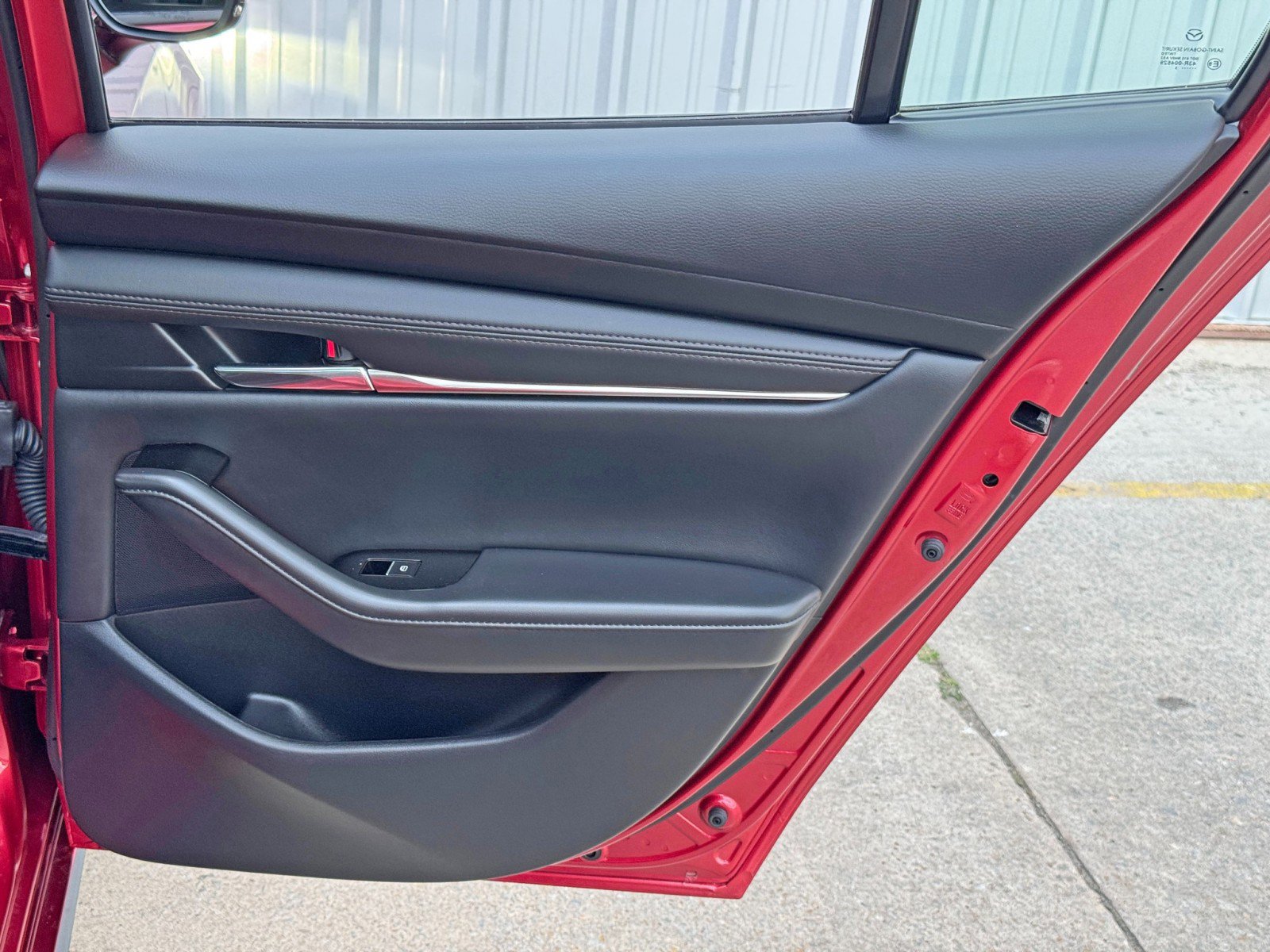 Used 2025 MAZDA MAZDA3 s image 40