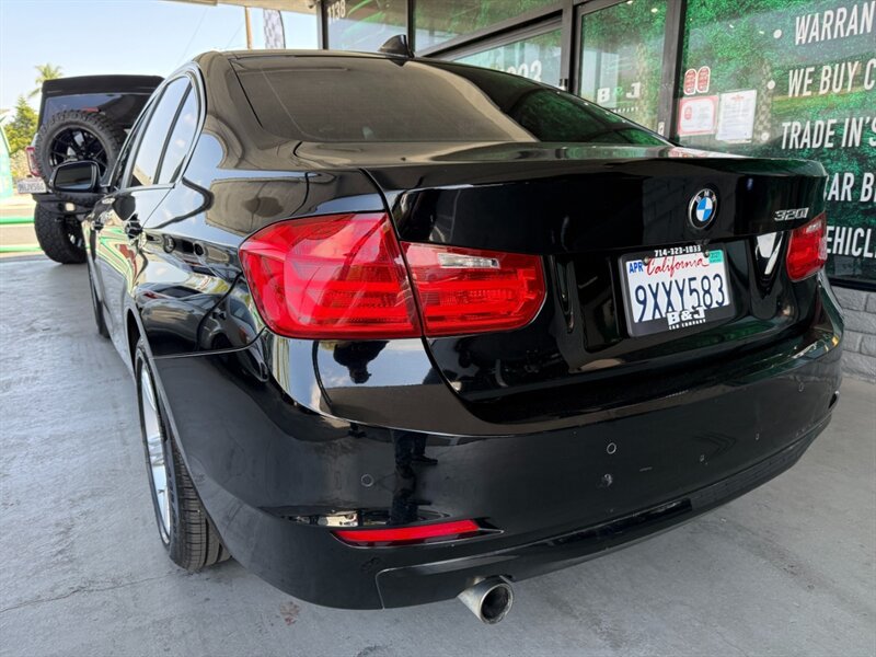 Used 2015 BMW 320i Sedan RWD image 7