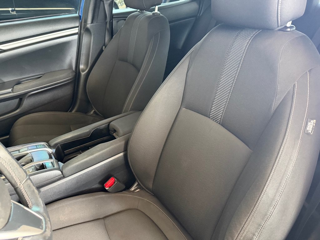 Used 2018 Honda Civic Sport image 6