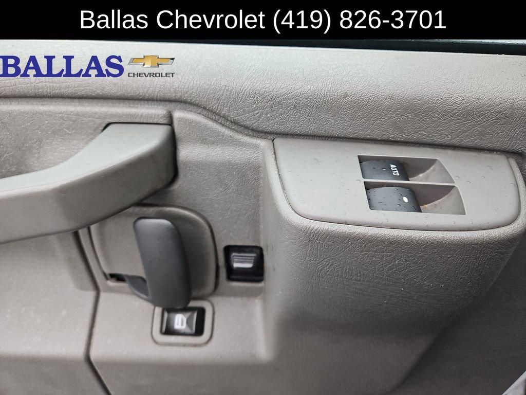Certified 2016 Chevrolet Express 2500 image 19