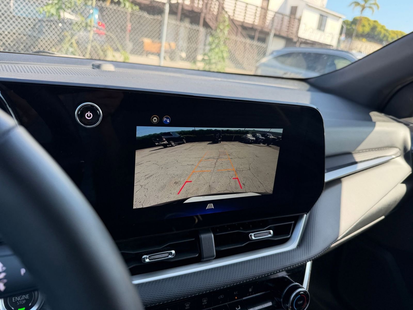 Used 2025 Chevrolet Equinox LT image 17