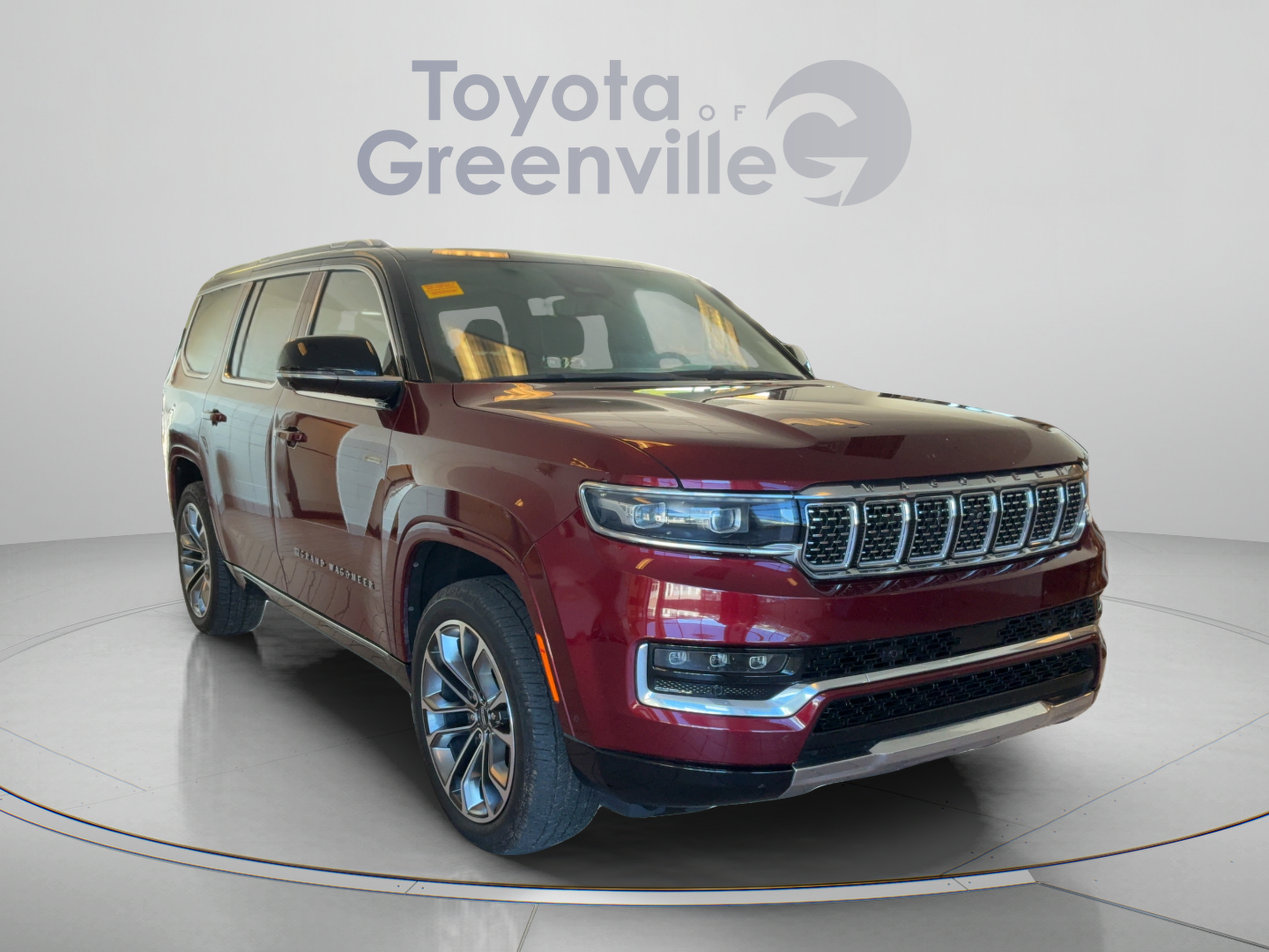 Used 2023 Jeep Grand Wagoneer Series III AWD/4WD image 8