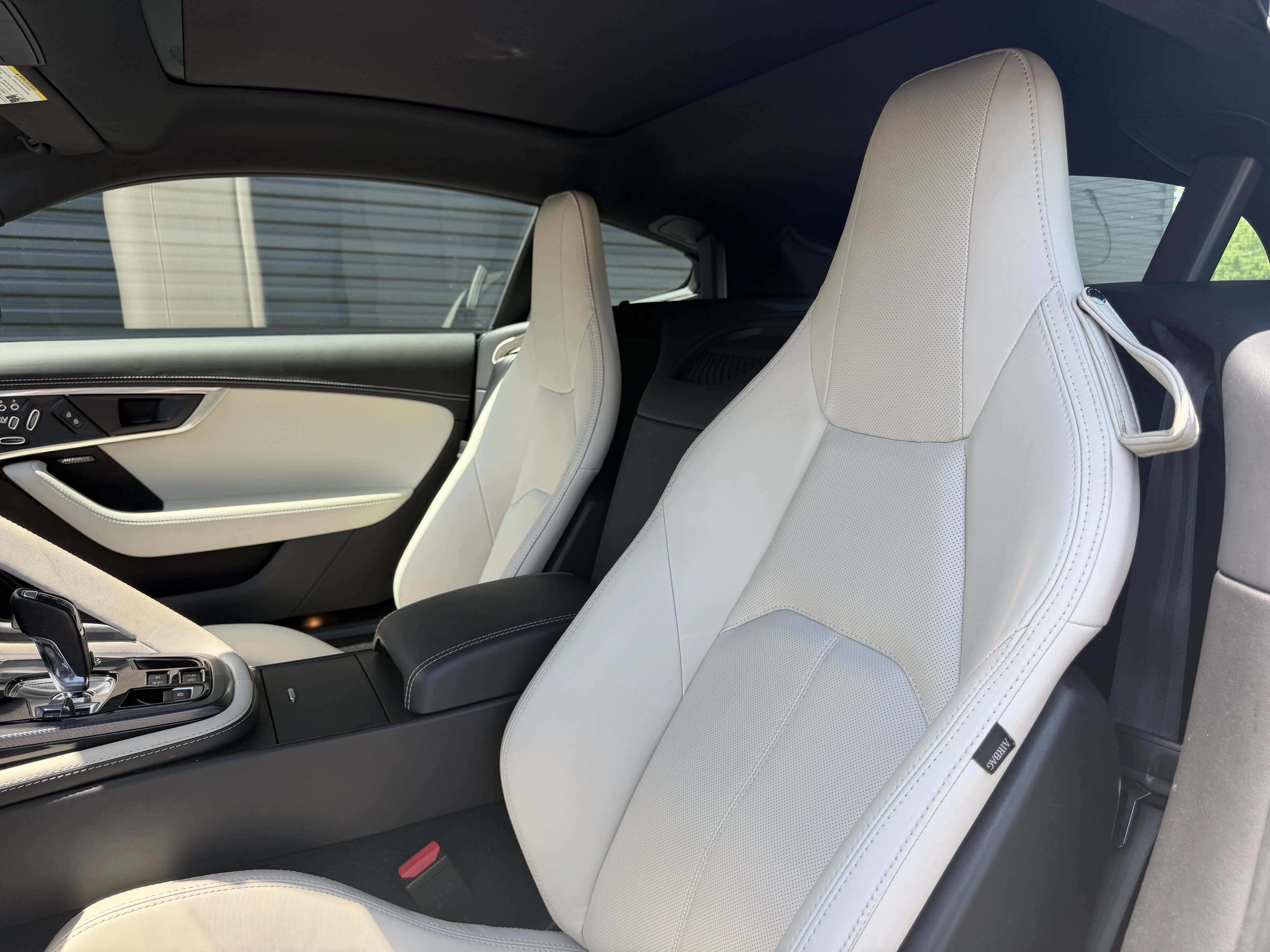 Used 2023 Jaguar F-TYPE R-Dynamic image 5