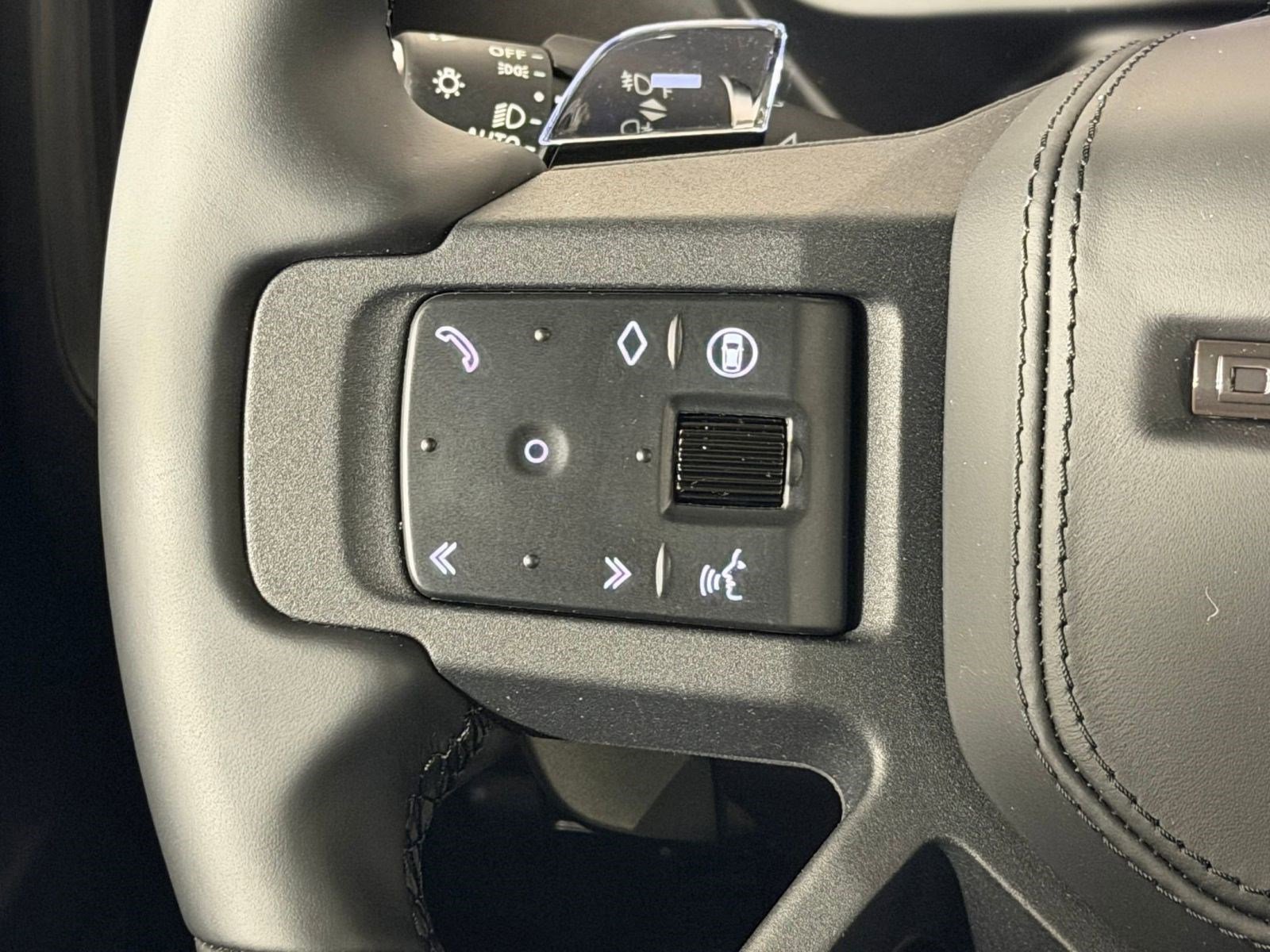 Used 2026 Land Rover Defender 110 OCTA image 15