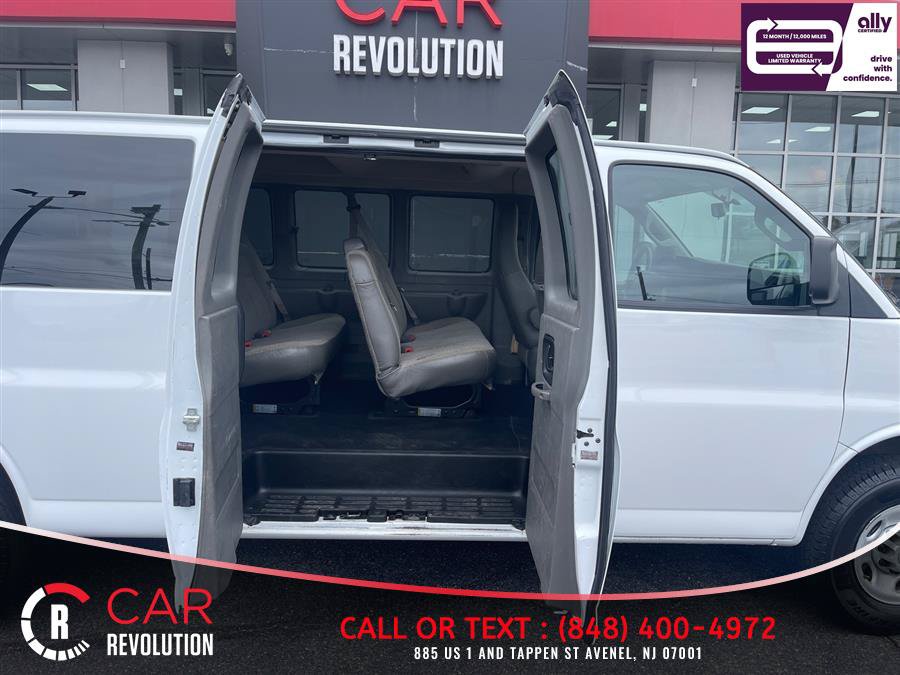 Used 2023 Chevrolet Express 3500 LS RWD image 35