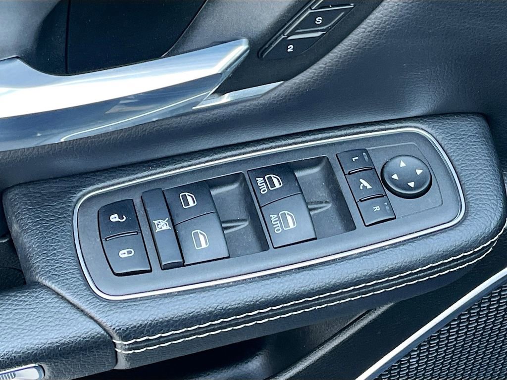 Used 2024 RAM 1500 Laramie image 18