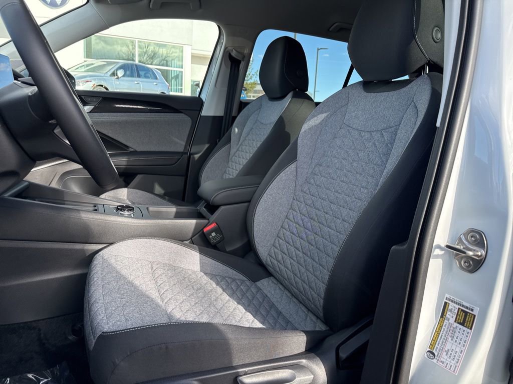 New 2026 Volkswagen Tiguan S image 9