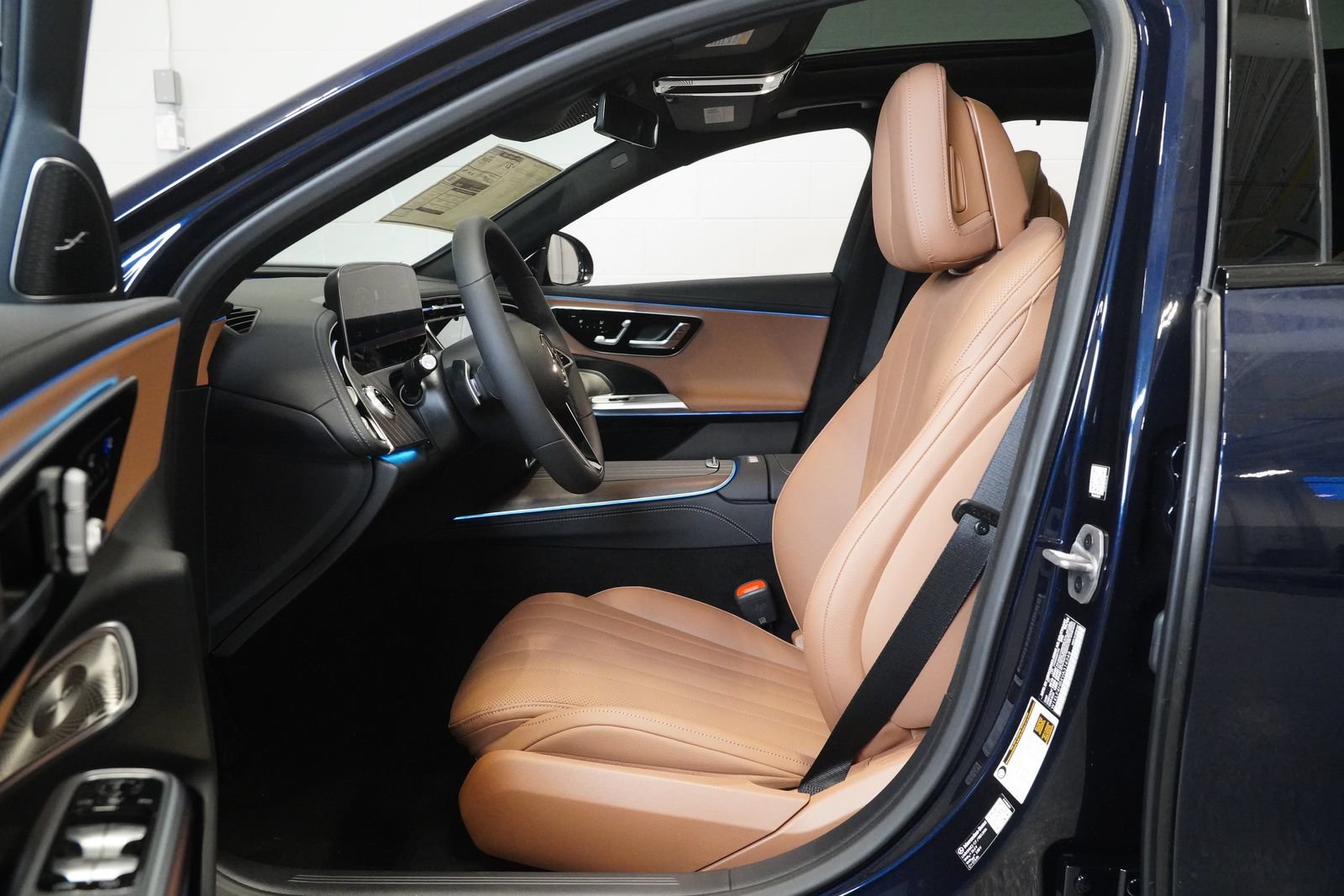 New 2027 Mercedes-Benz E 350 4MATIC Sedan image 14