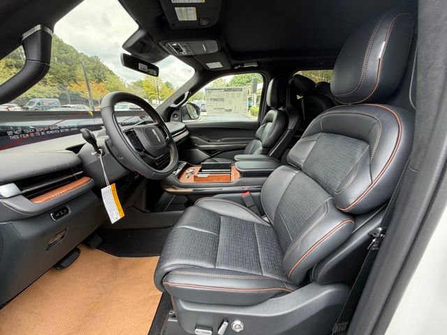 New 2025 Lincoln Navigator Black Label image 12