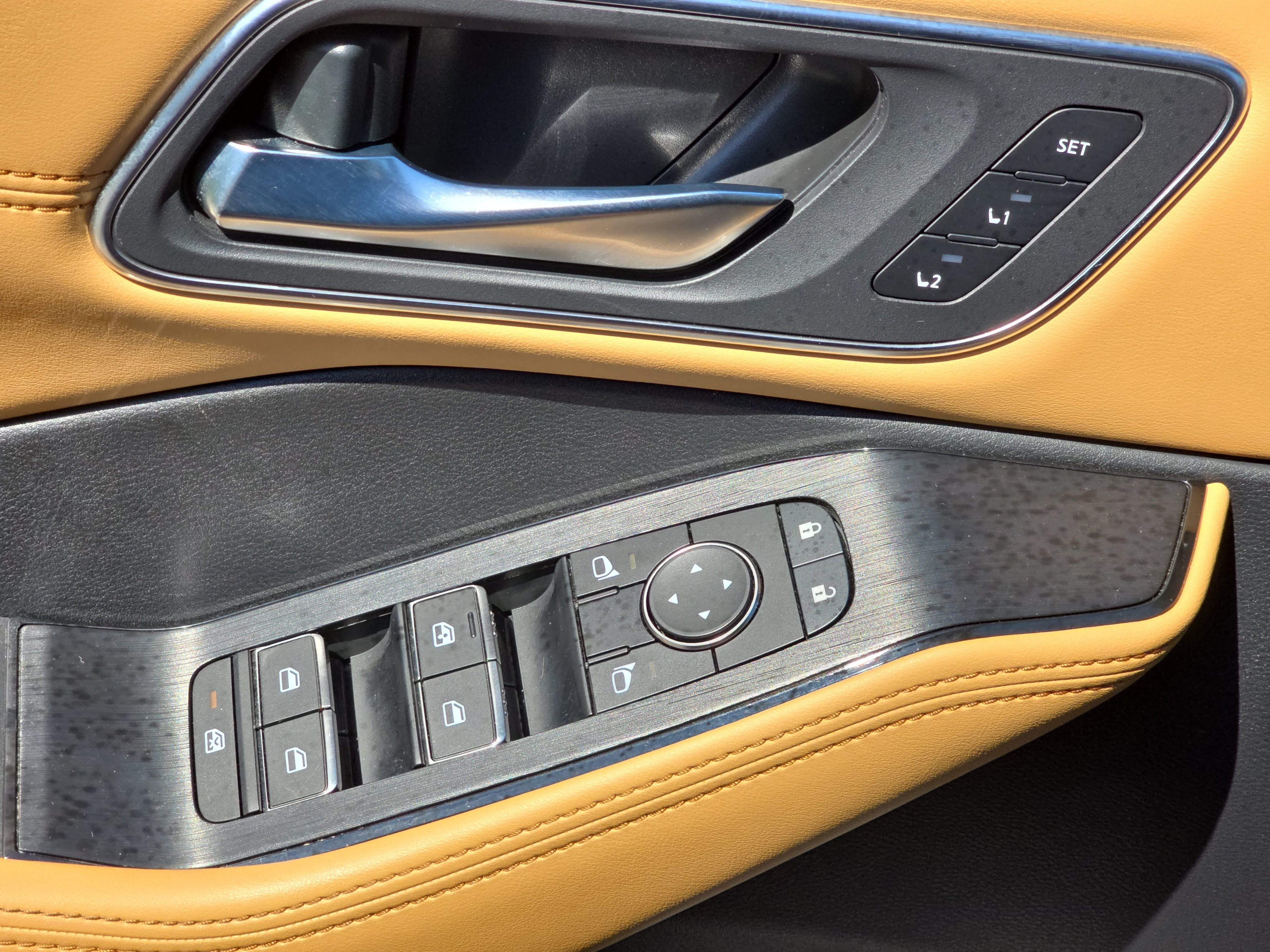 Certified 2023 Nissan Rogue Platinum FWD image 28