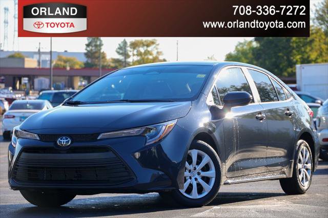 Certified 2024 Toyota Corolla LE image 1
