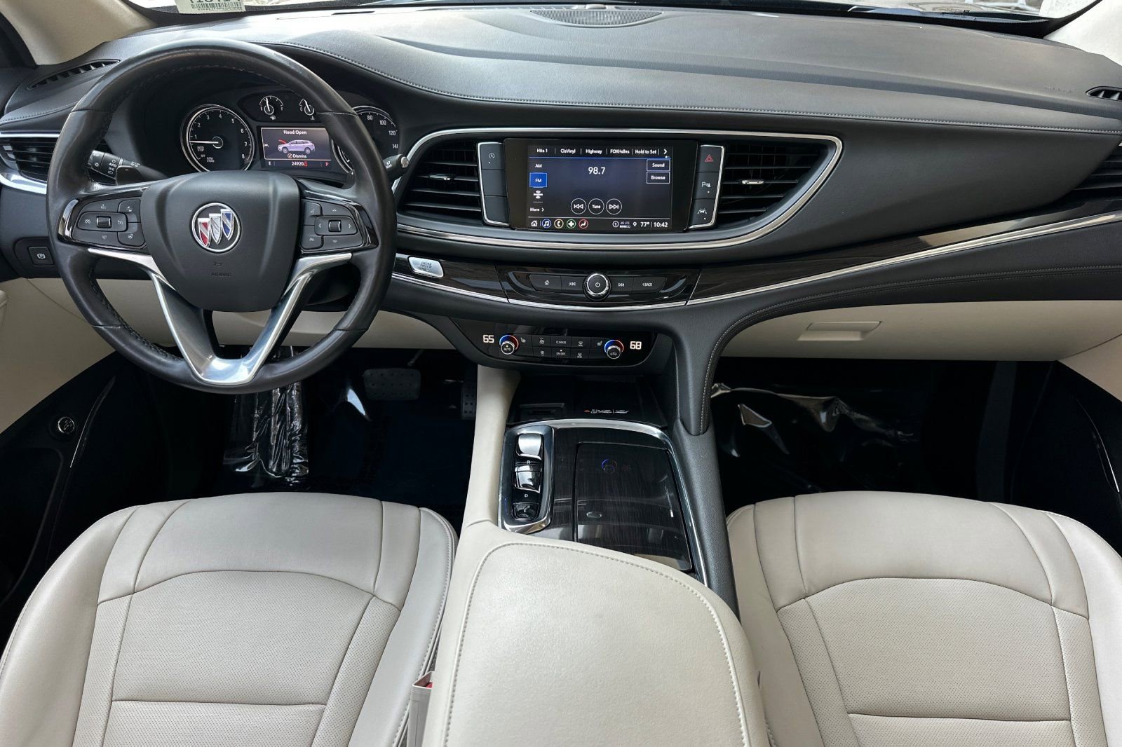 Certified 2023 Buick Enclave Essence w/ Experience Buick Package FWD image 16