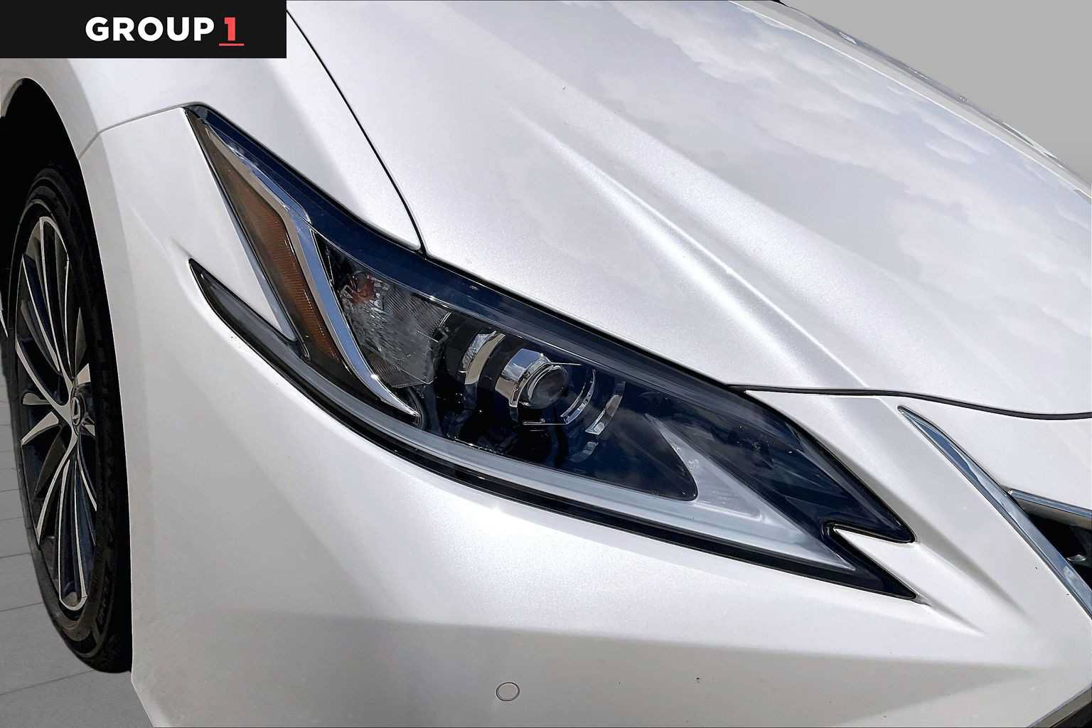 Used 2025 Lexus ES 350 w/ Premium Package FWD image 25