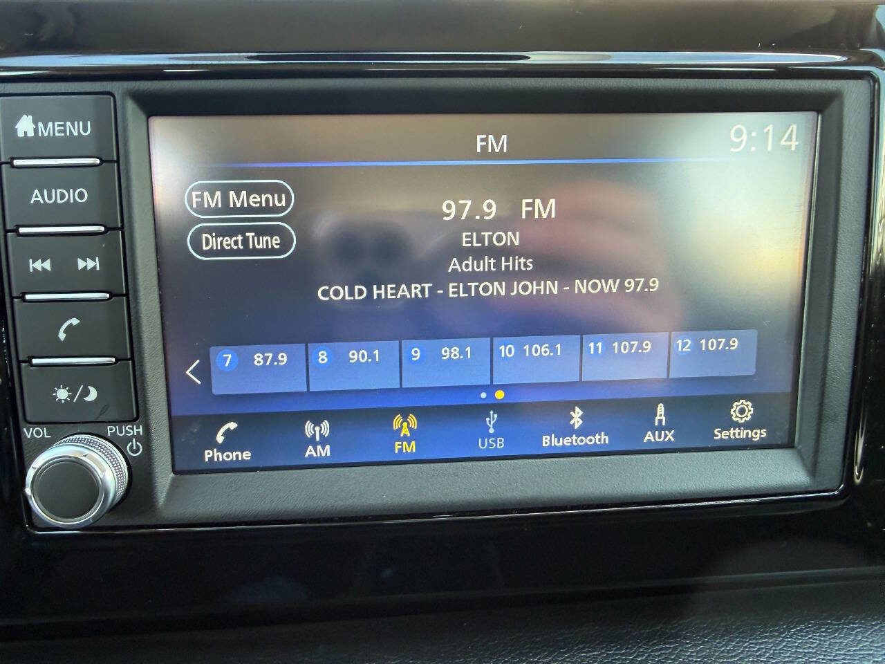 Used 2025 Nissan Kicks S image 36