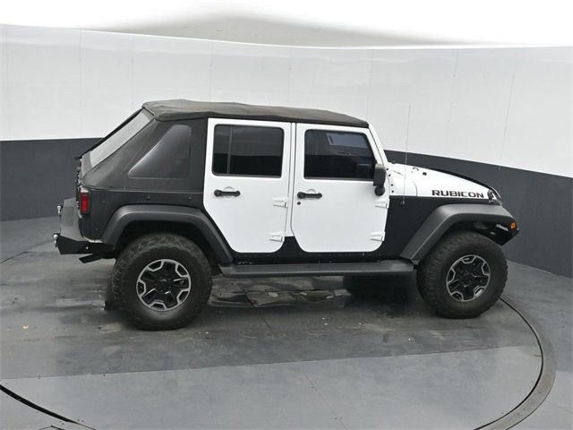 Used 2015 Jeep Wrangler Unlimited Rubicon image 30