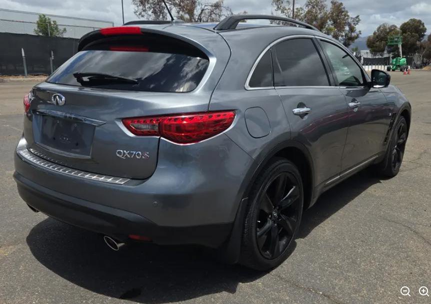 Used 2017 INFINITI QX70 2WD w/ Premium Package image 5