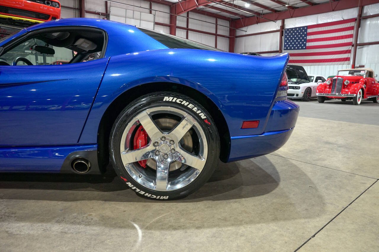 Used 2006 Dodge Viper SRT-10 w/ First Edition Group RWD image 5