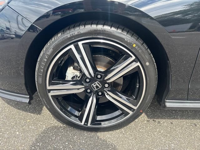 Used 2023 Honda Accord Sport image 11