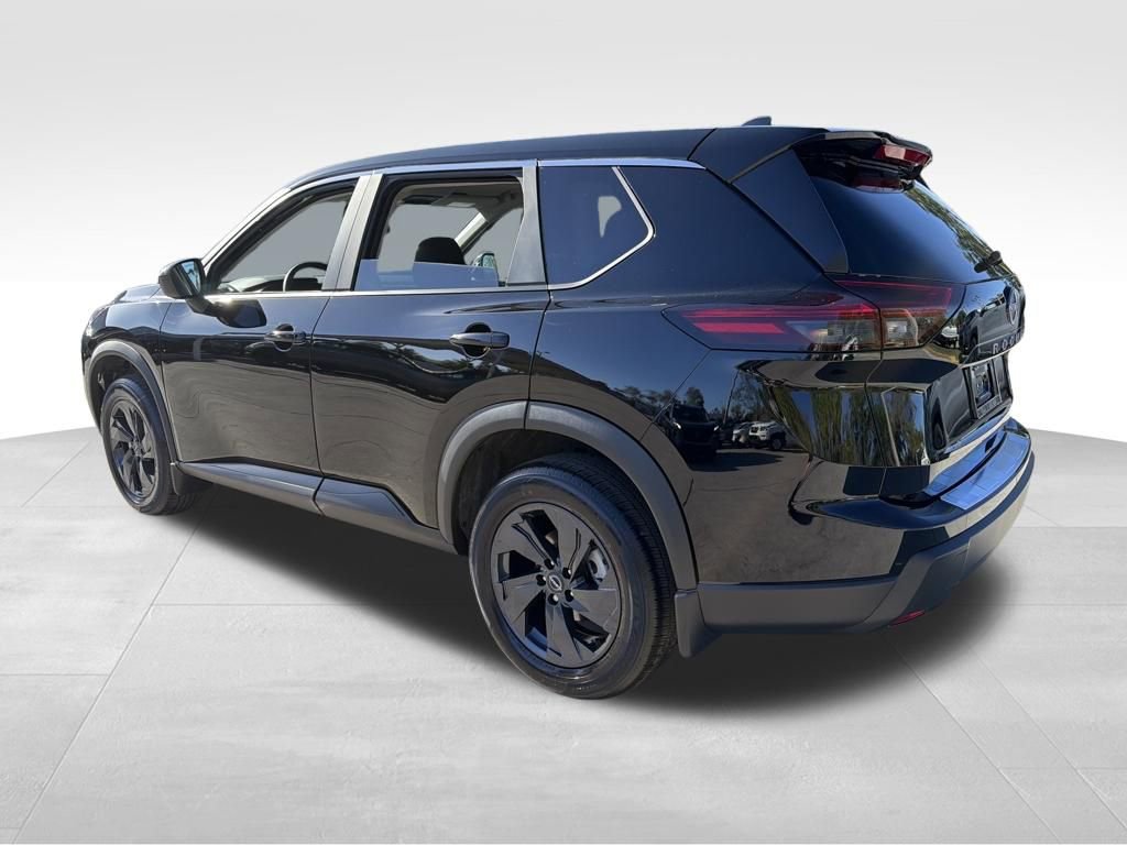 New 2026 Nissan Rogue SV image 5