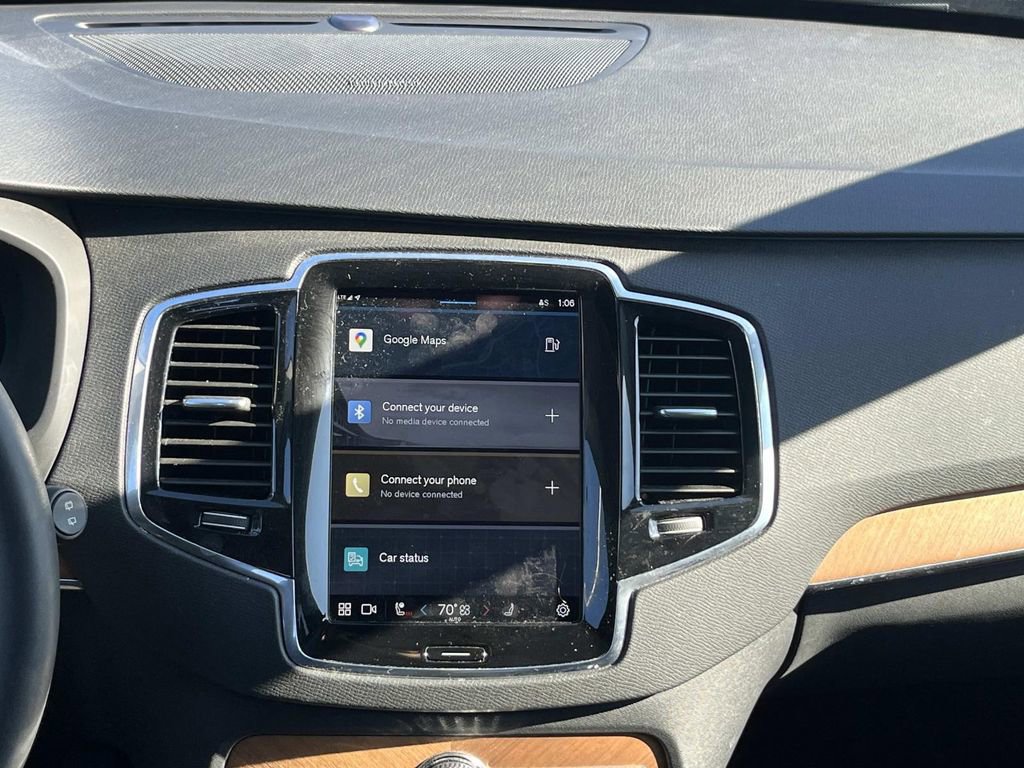 Used 2023 Volvo XC90 B6 Plus image 16