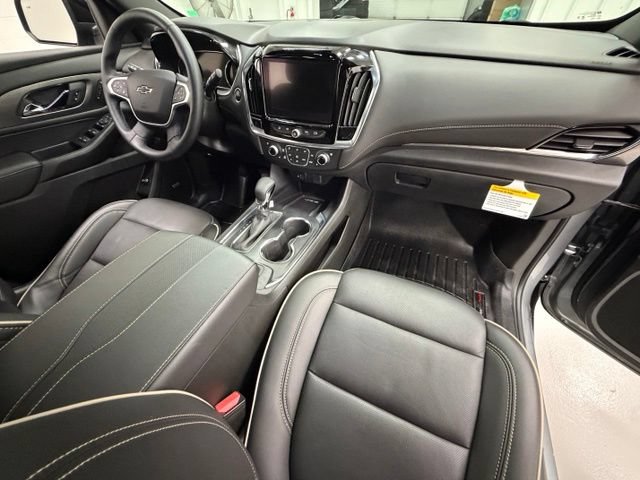 Certified 2023 Chevrolet Traverse Premier w/ Redline Edition AWD/4WD image 29