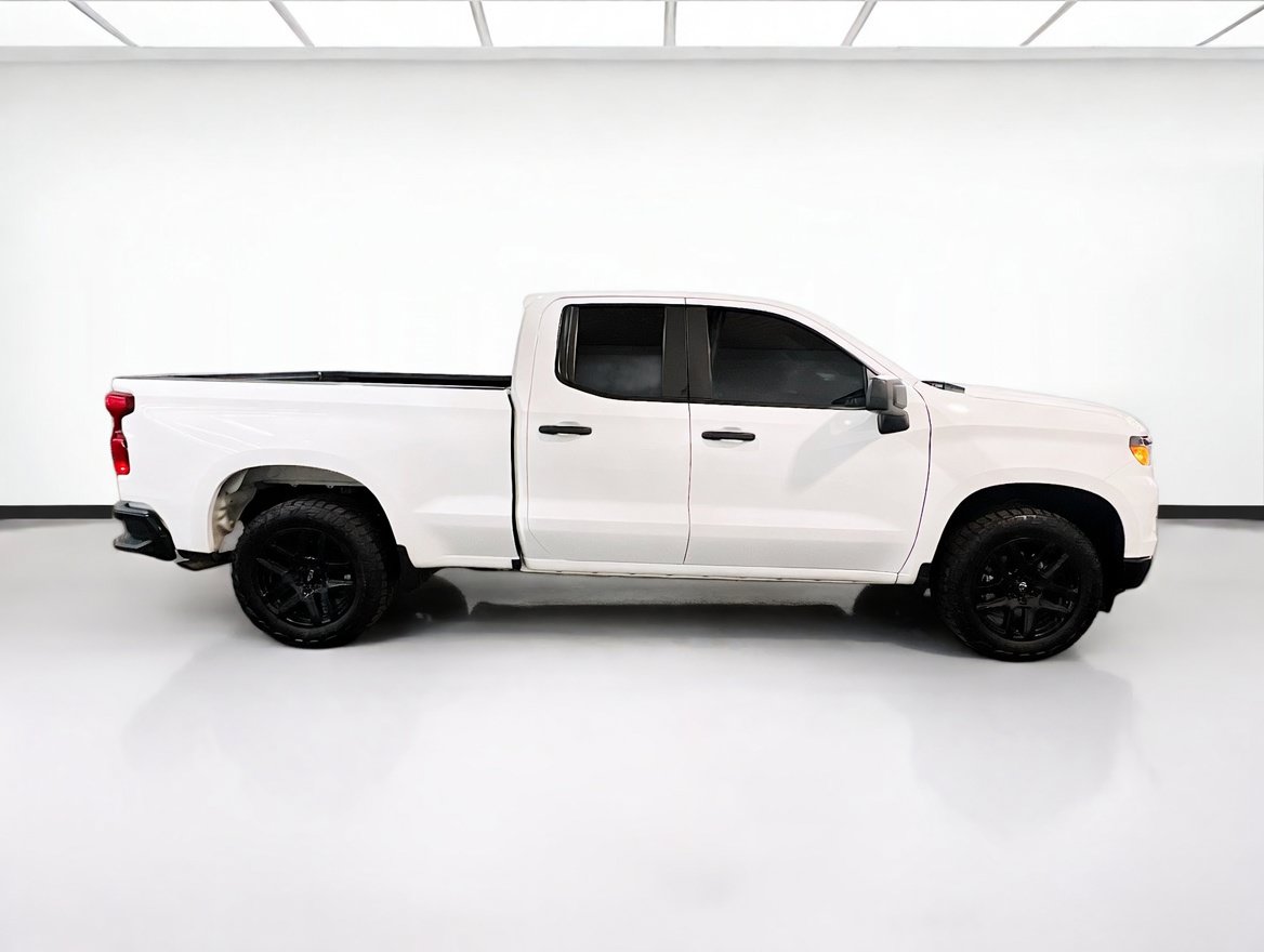 Used 2024 Chevrolet Silverado 1500 W/T w/ Trailering Package AWD/4WD image 23