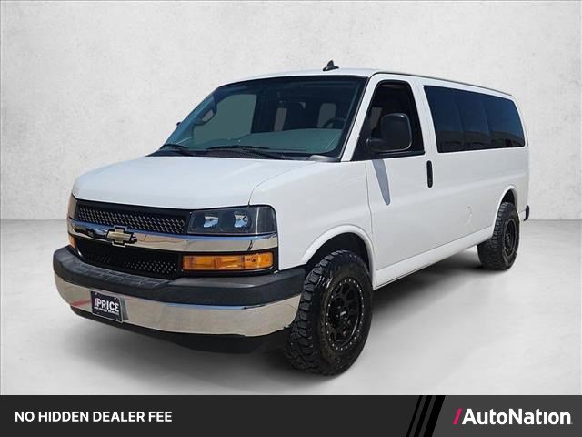 Used 2018 Chevrolet Express 2500 LT w/ LT Preferred Equipment Group RWD video 1