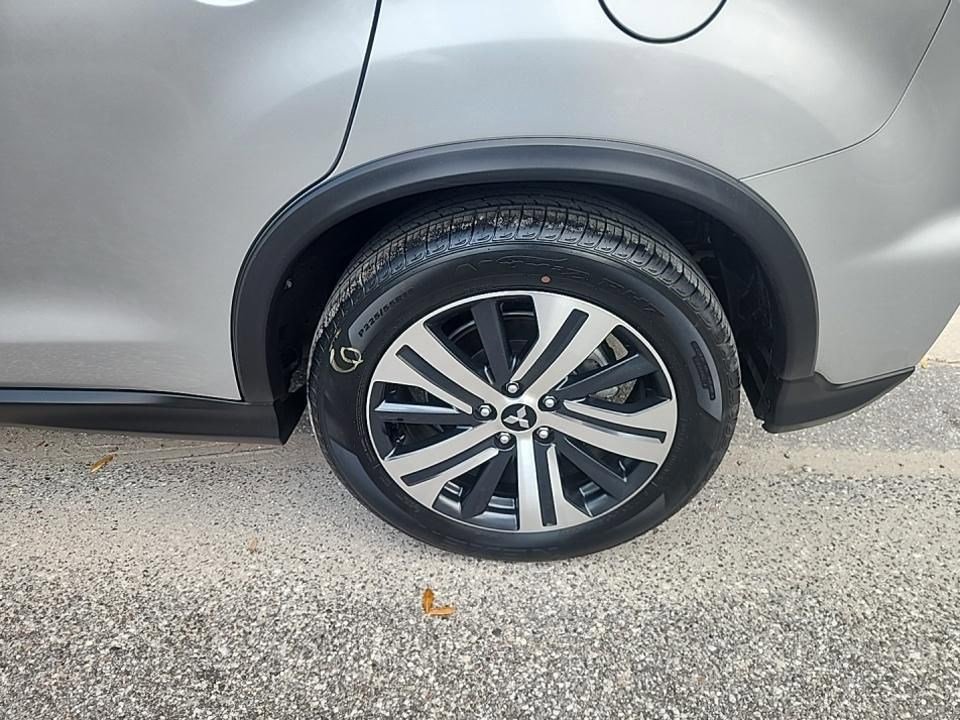Used 2025 Mitsubishi Outlander Sport ES image 7